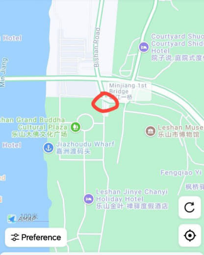 Entrada al Buda de Leshan